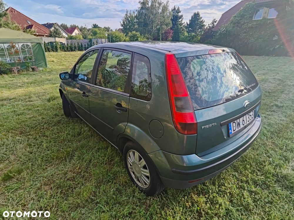 Ford Fiesta 1.4 Trend - 17