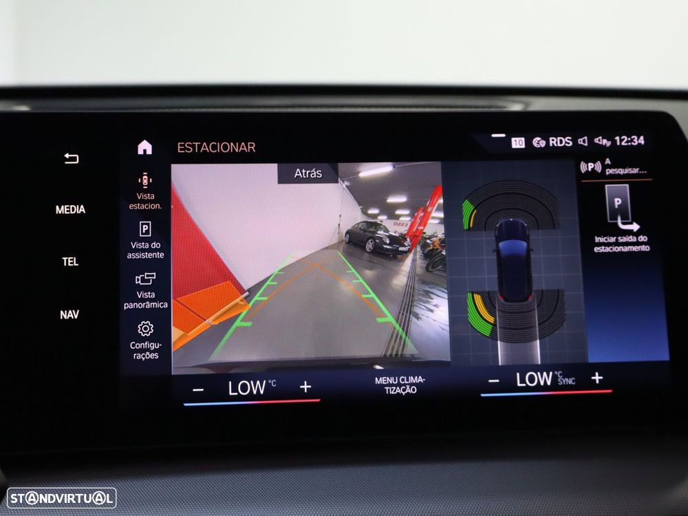 BMW iX1 xDrive30 - 18