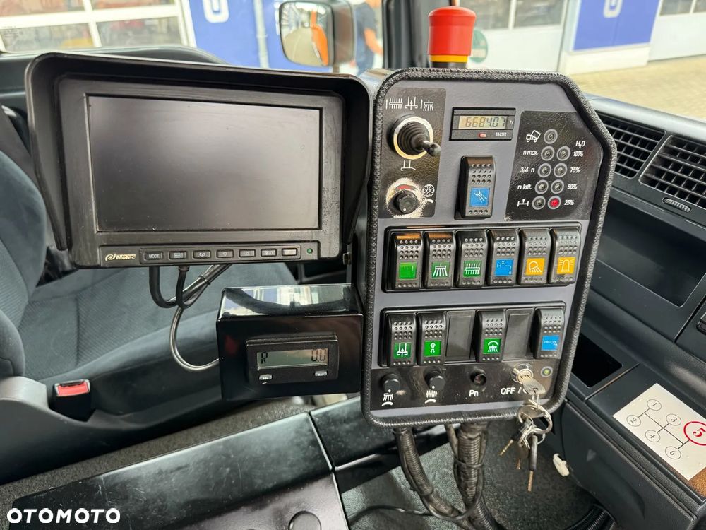 MAN 12.220 4x2 BL EURO5 ZAMIATARKA VIAJET 5RHS - 19
