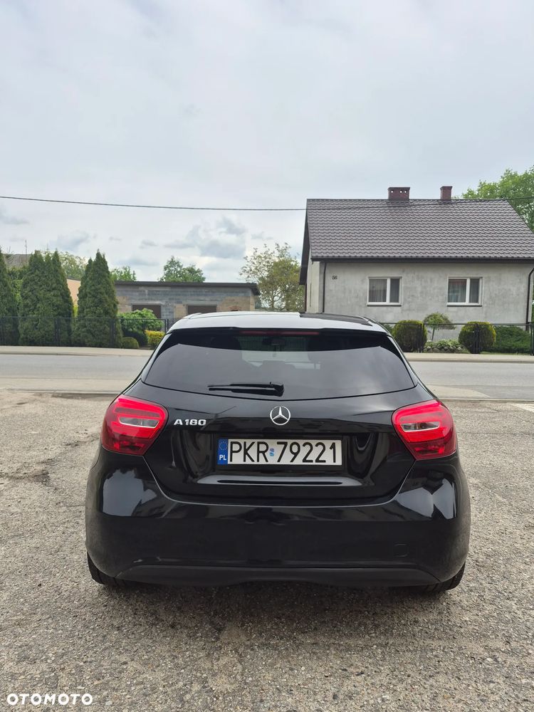 Mercedes-Benz Klasa A 180 d AMG Line - 8