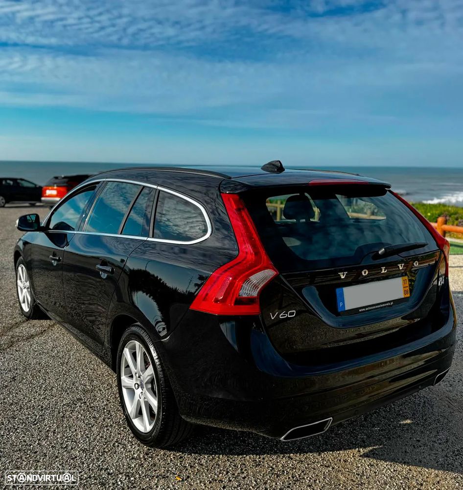 Volvo V60 2.0 D4 Momentum - 5