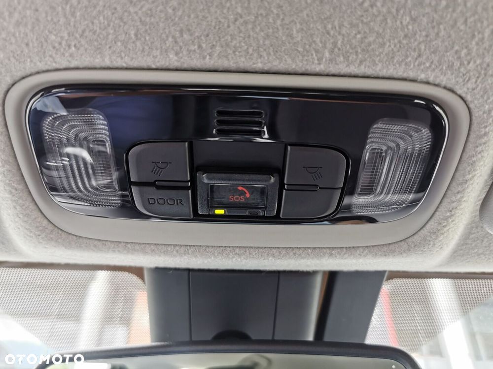 Toyota Yaris Cross Hybrid 1.5 Comfort - 25