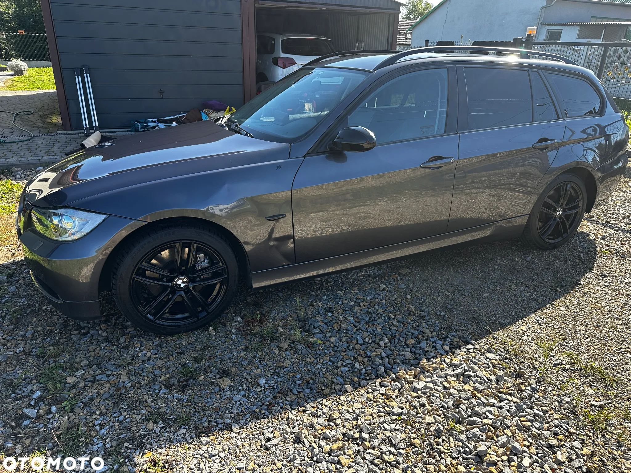 BMW Seria 3 320d DPF Touring - 31