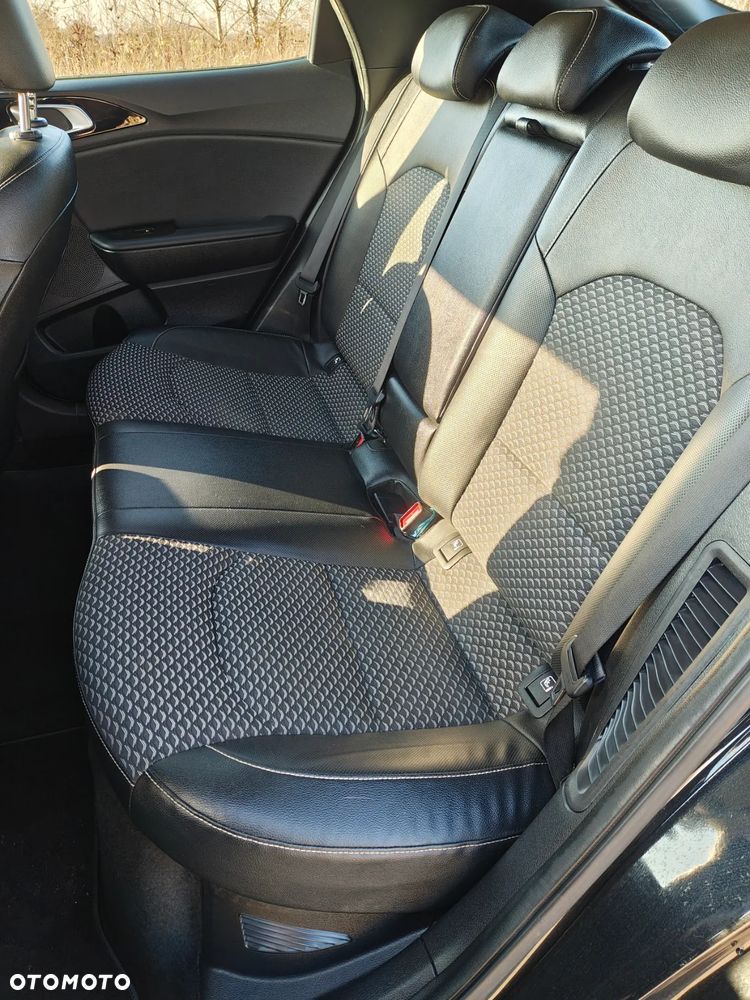 Kia XCeed 1.6 GDI PHEV Business Line DCT - 5