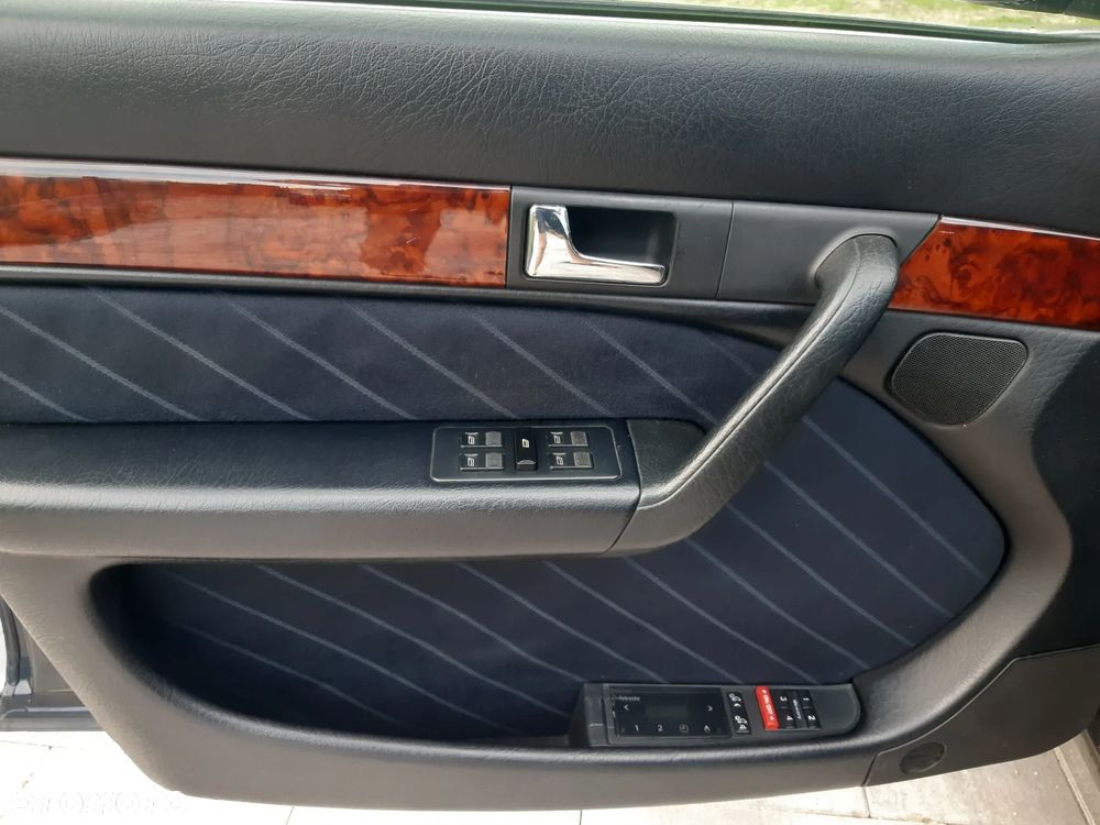 Audi A6 Avant 2.8 E - 28