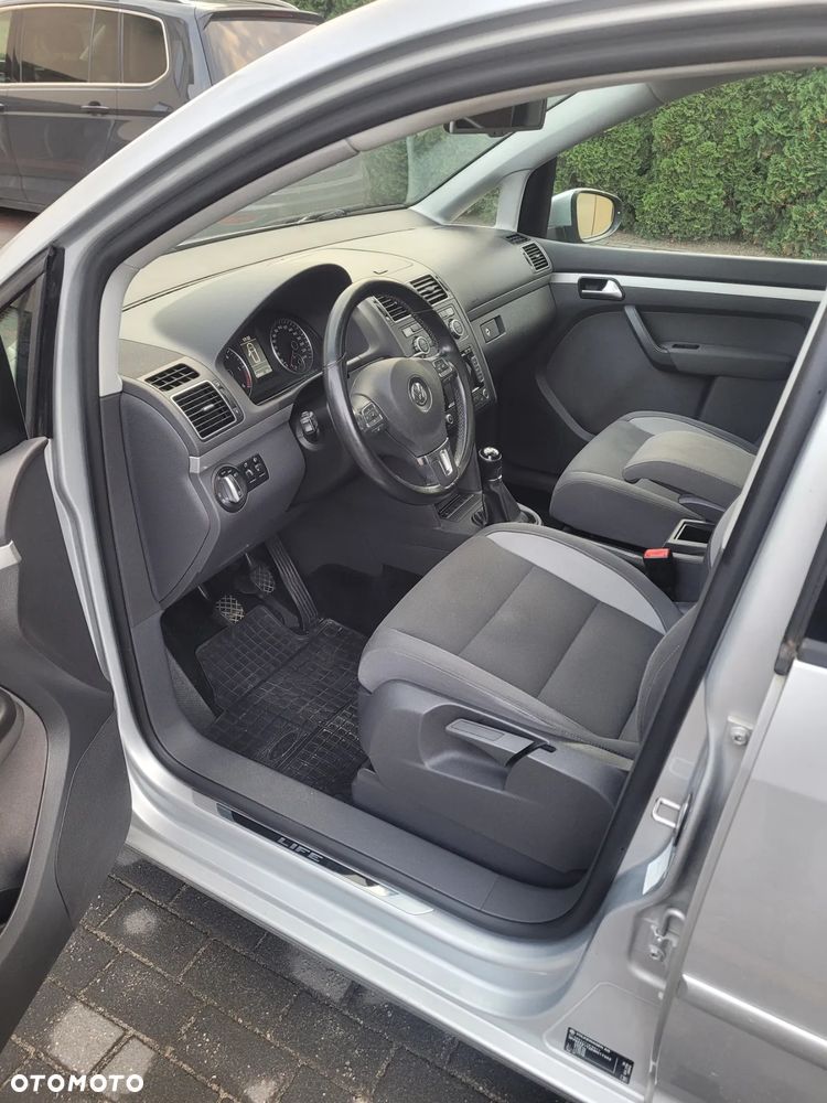 Volkswagen Touran 1.6 TDI DPF BlueMotion Technology Life - 12