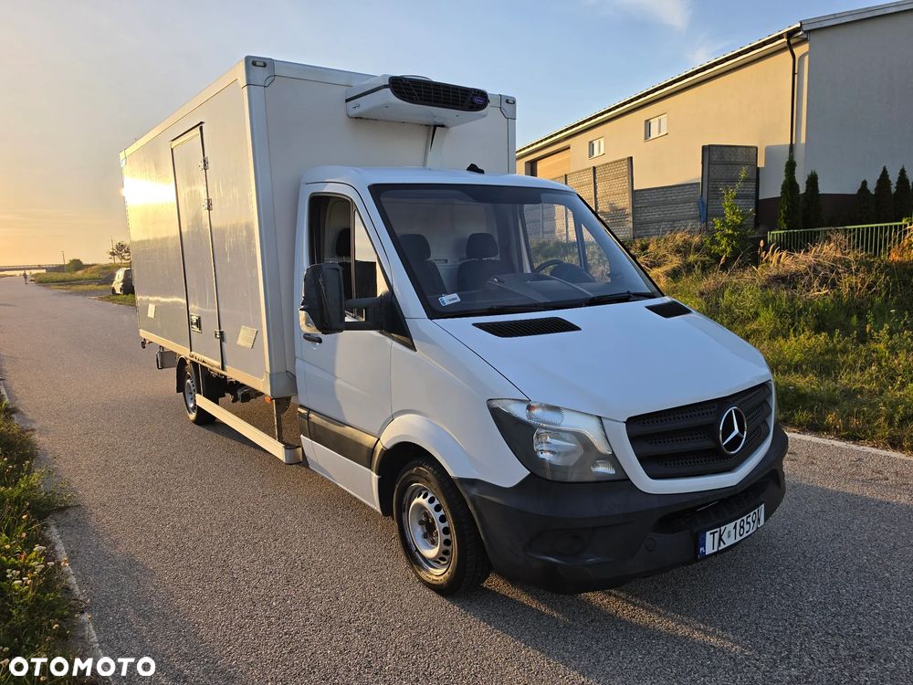 Mercedes-Benz Sprinter - 1