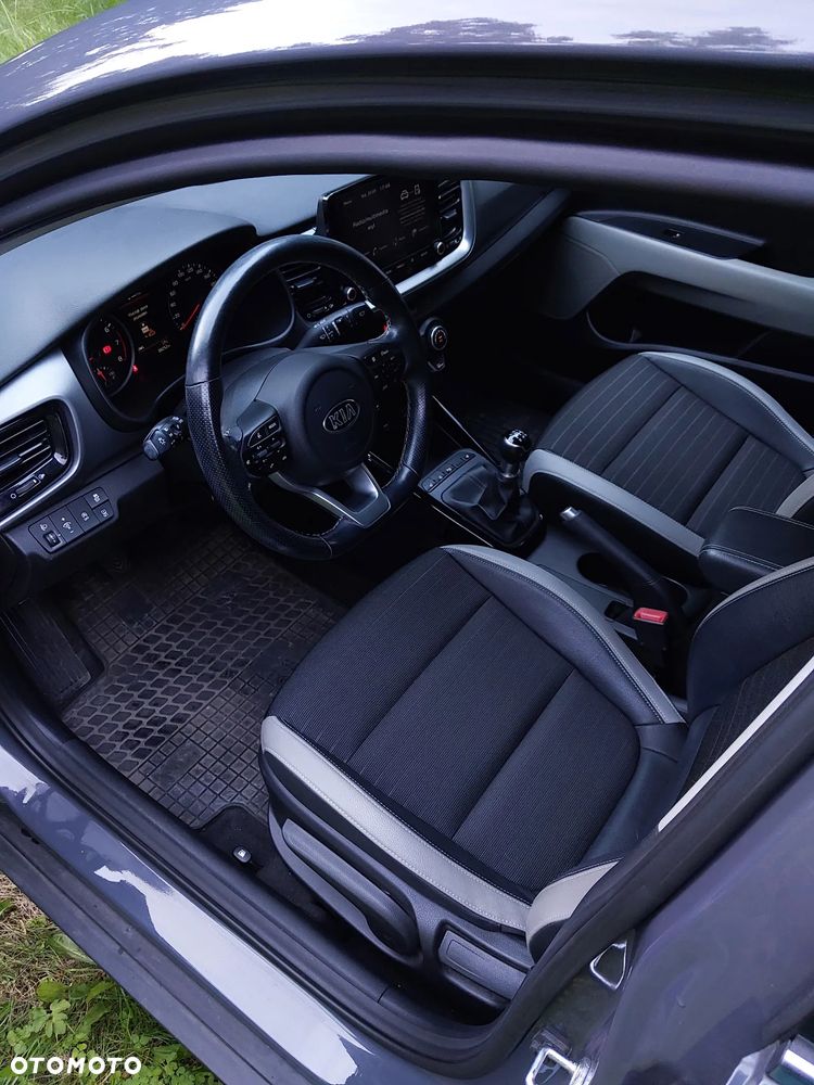 Kia Stonic - 15
