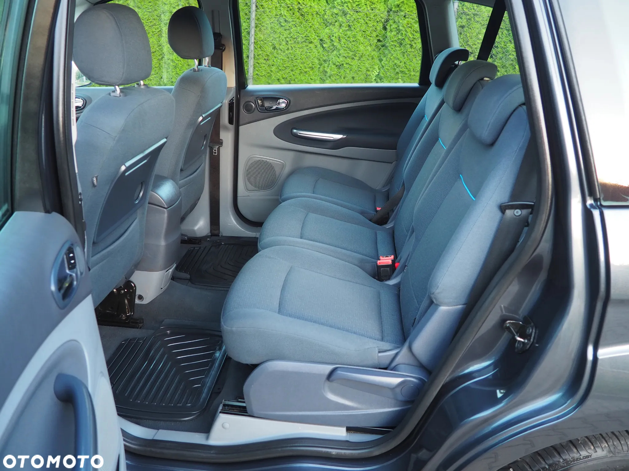 Ford S-Max - 29