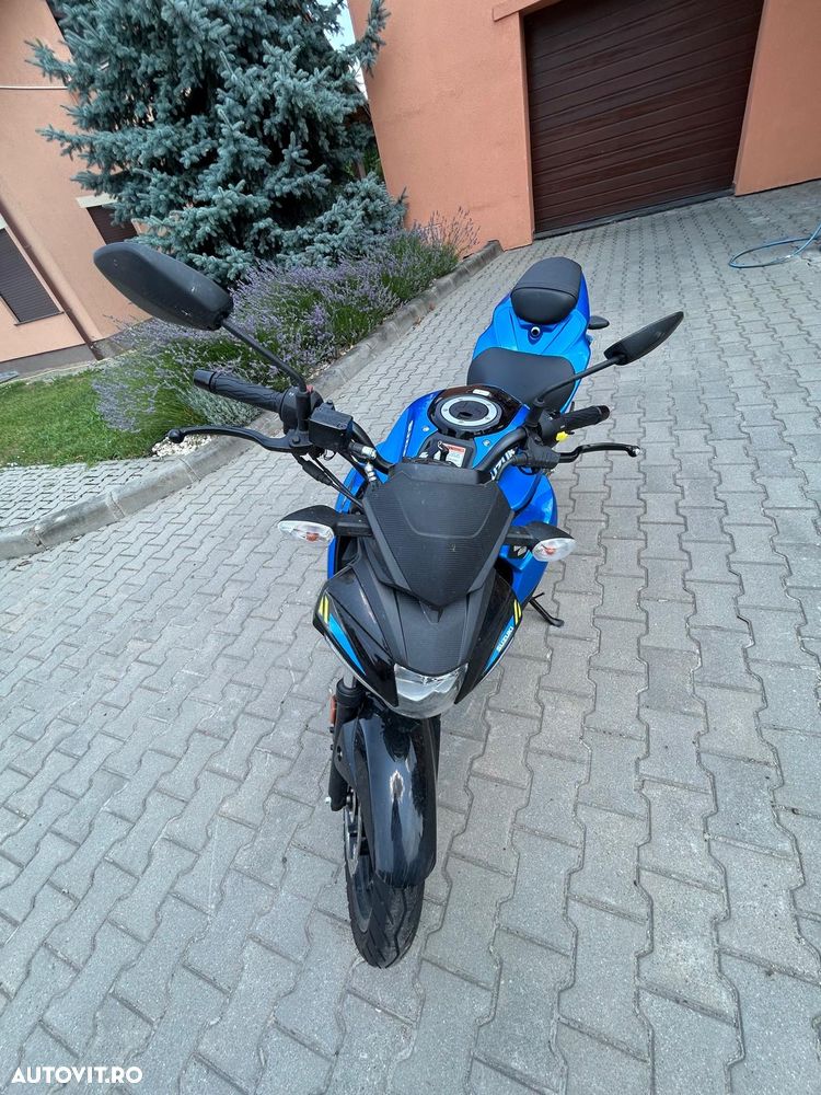 Suzuki GSX-S 125 - 10