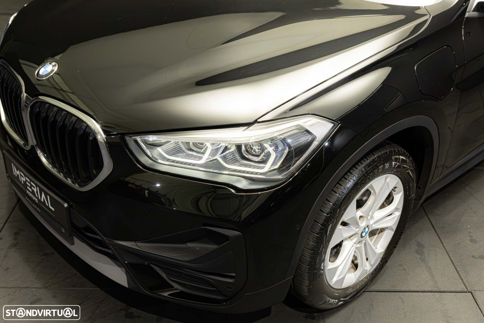 BMW X1 25 e xDrive Corporate Edition - 12
