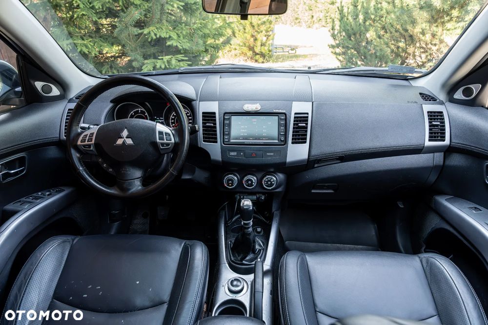 Mitsubishi Outlander 2.2 DID Intense EU5 - 31