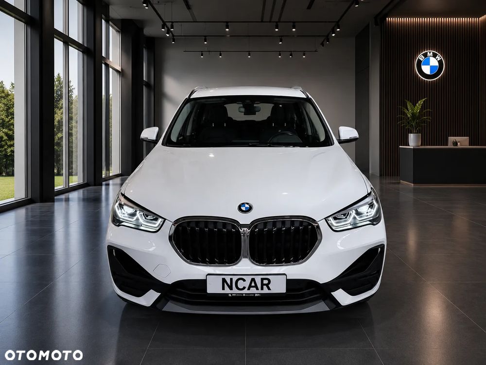BMW X1 xDrive25e Advantage - 2