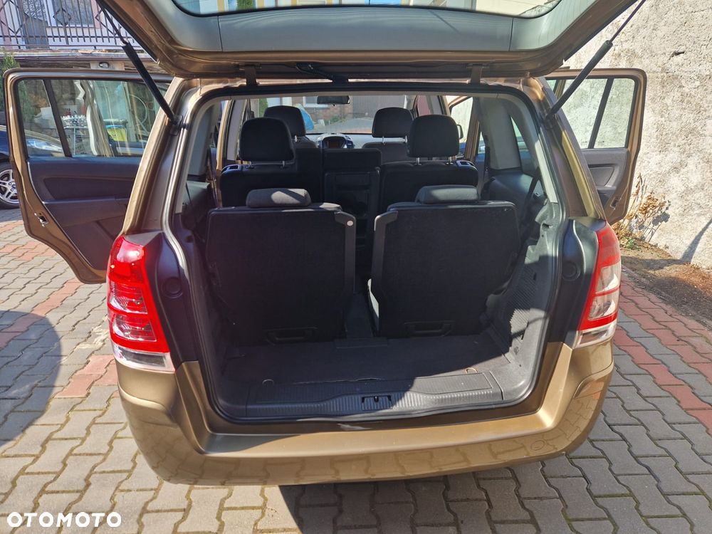 Opel Zafira 1.6 ECOFLEX Family Plus - 12