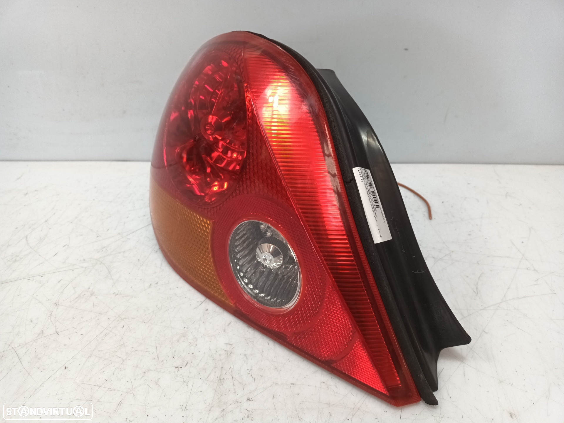 FAROLIM TRASEIRO ESQUERDO HYUNDAI COUPE 2002 REFª: 924012CXXX - 3