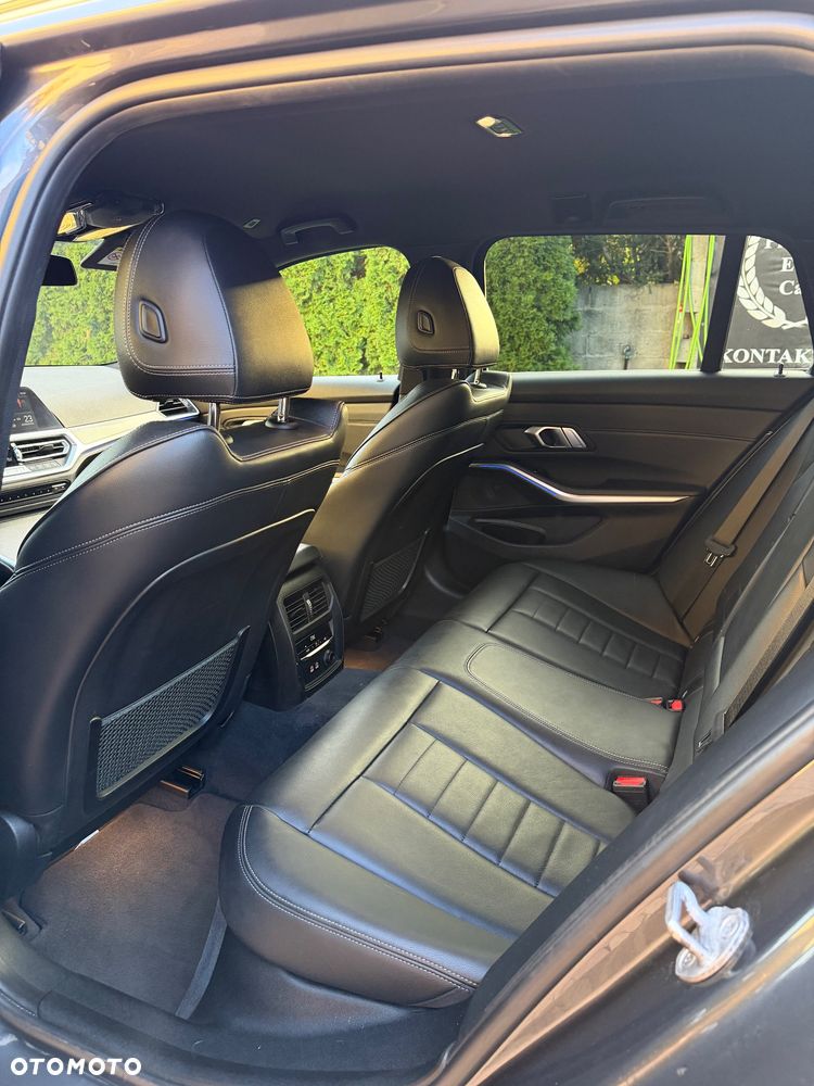BMW Seria 3 - 23