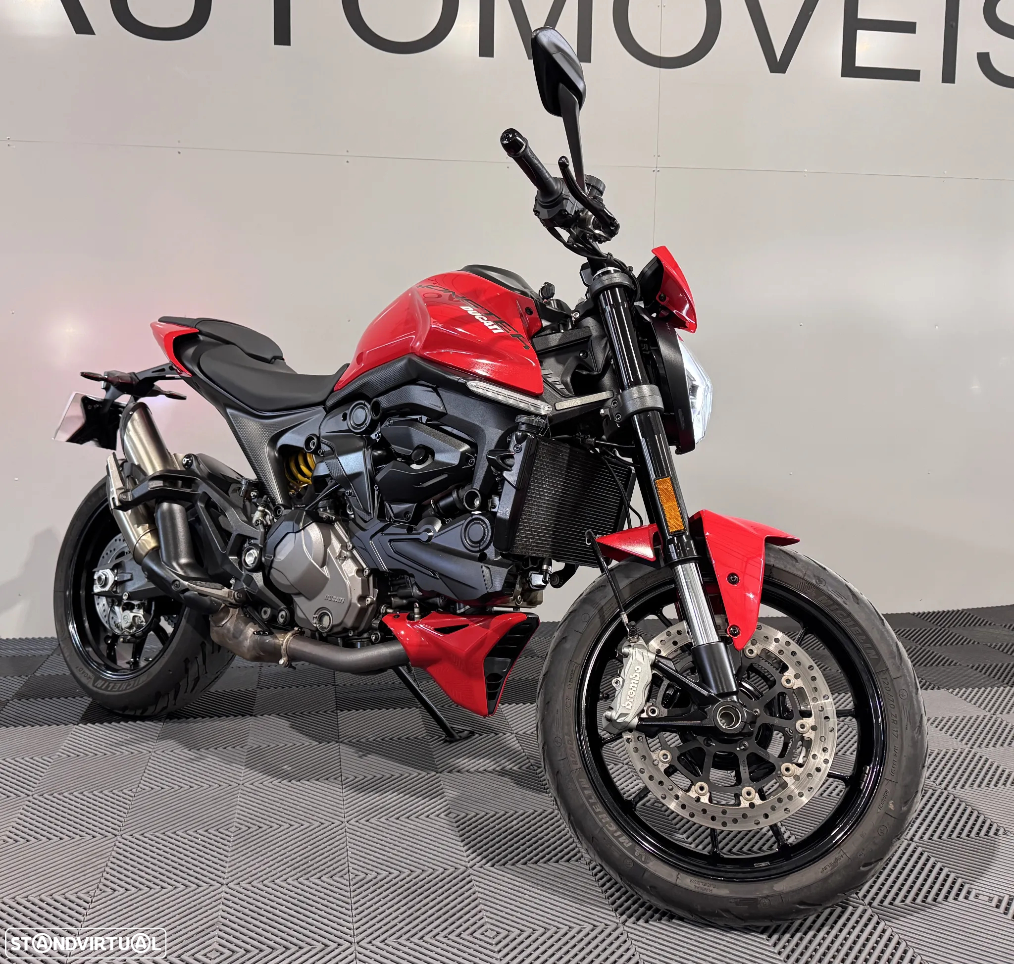Ducati Monster 937 - 22