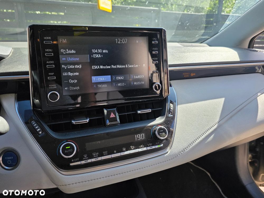 Toyota Corolla 1.8 Hybrid Comfort - 10