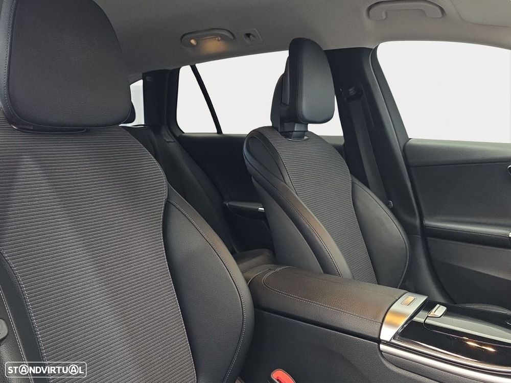 Mercedes-Benz C 220 - 12