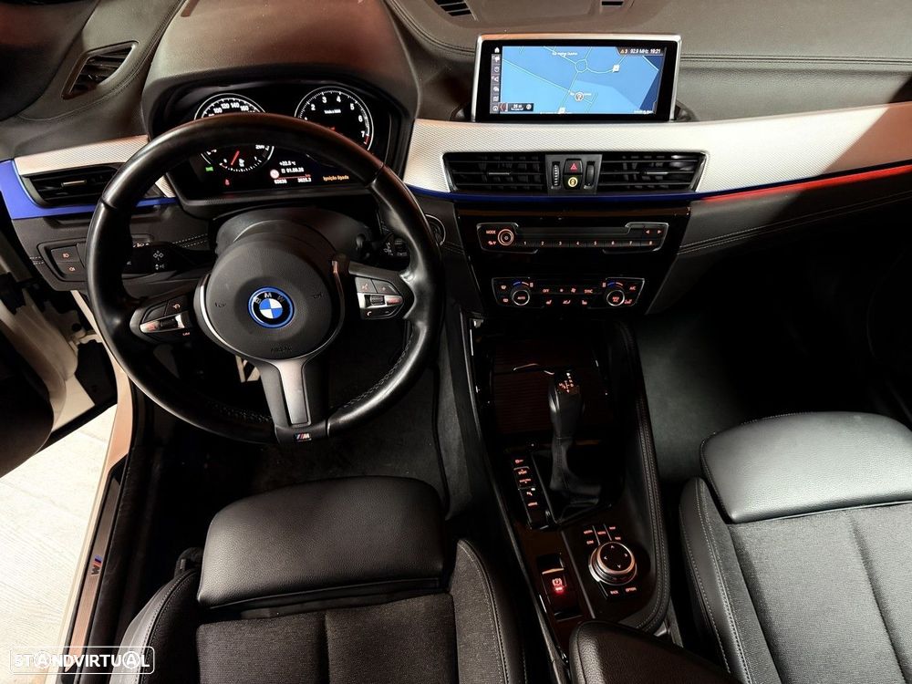 BMW X1 25 e xDrive Pack M - 9