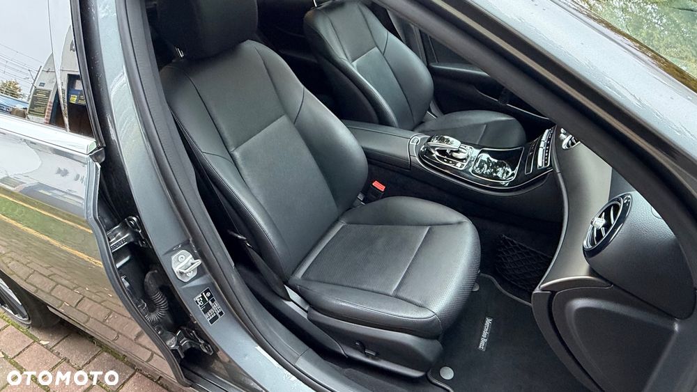 Mercedes-Benz Klasa E 200 CGI BlueEFFICIENCY Automatik Avantgarde - 38