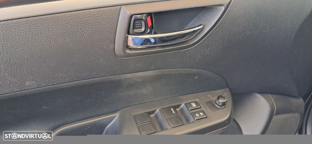 Suzuki Swift 1.2 VVT GLX AT - 5