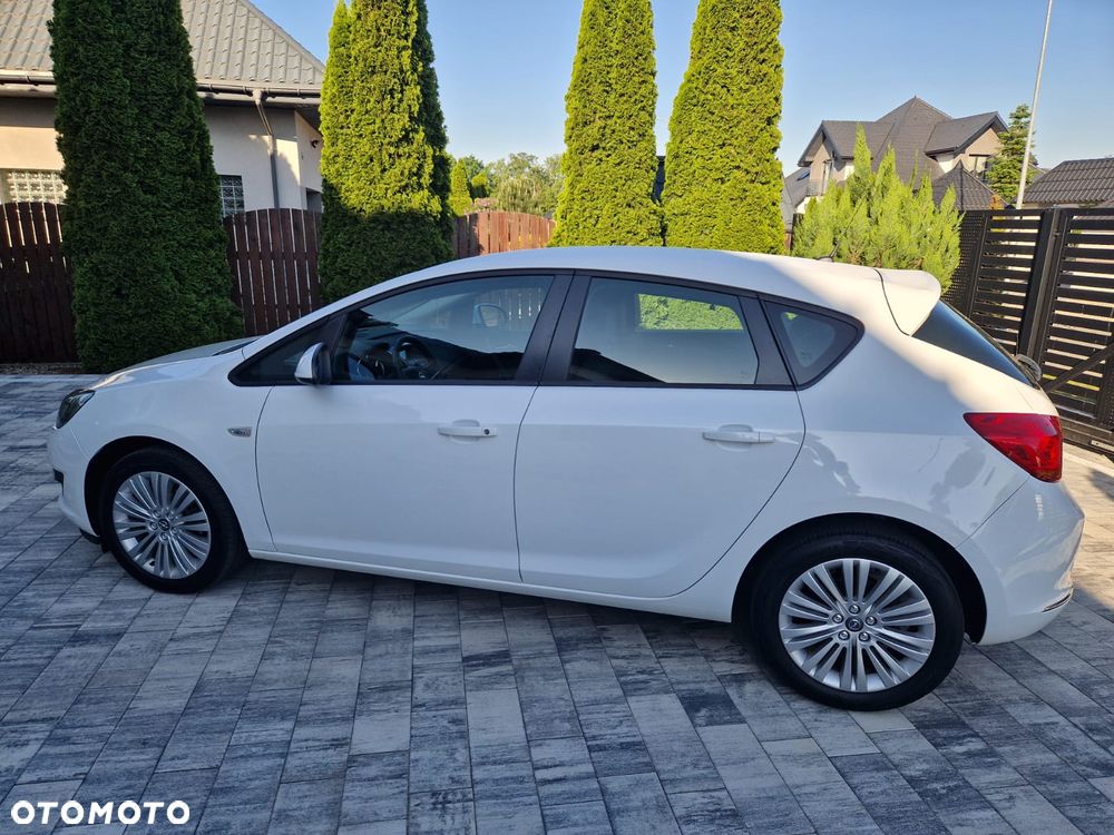 Opel Astra 1.6 Enjoy EU6 - 2