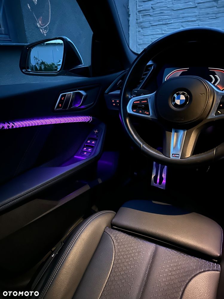 BMW Seria 2 218d M Sport - 10