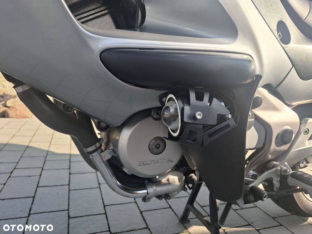 Honda NTV - 22