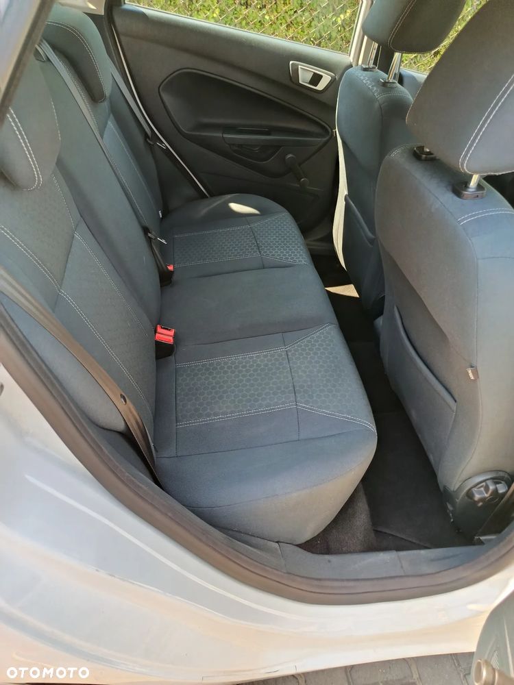 Ford Fiesta 1.25 Celebration - 14