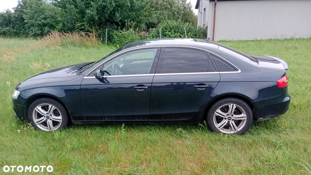 Audi A4 Limousine - 7