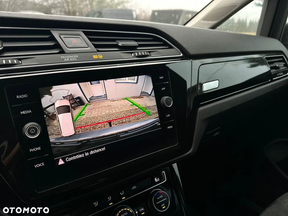 Volkswagen Touran 1.6 TDI SCR (BlueMotion Technology) SOUND - 17