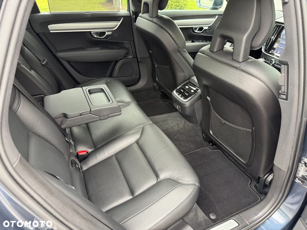 Volvo S90 D4 AWD Geartronic Momentum - 31