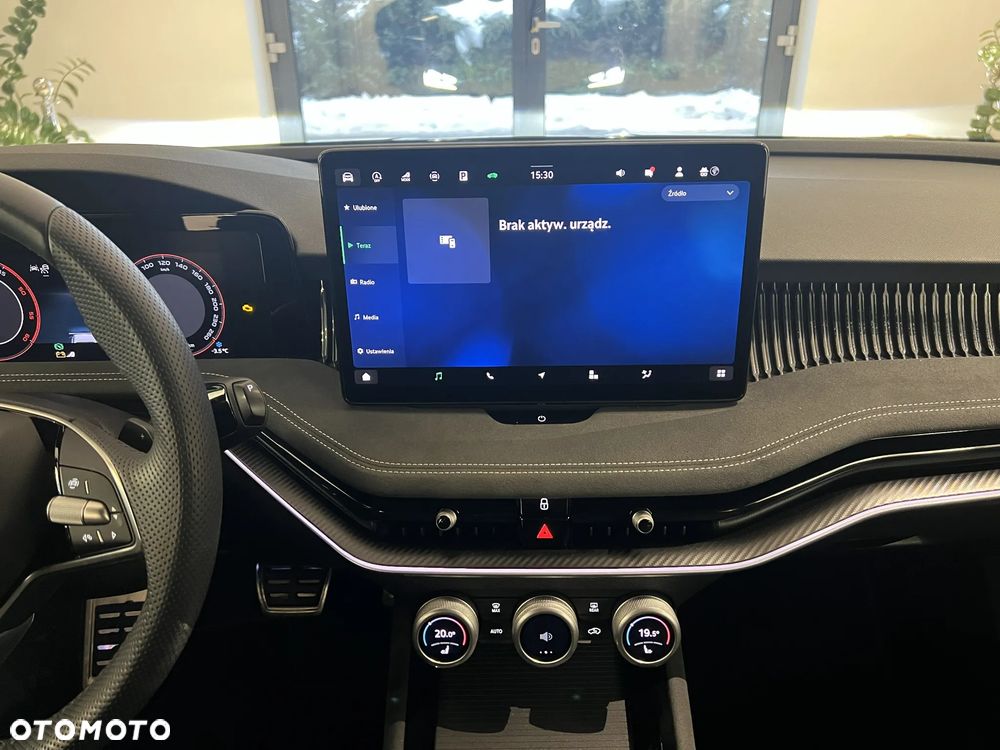 Skoda Superb 2.0 TDI SCR 4x4 Sportline DSG - 19