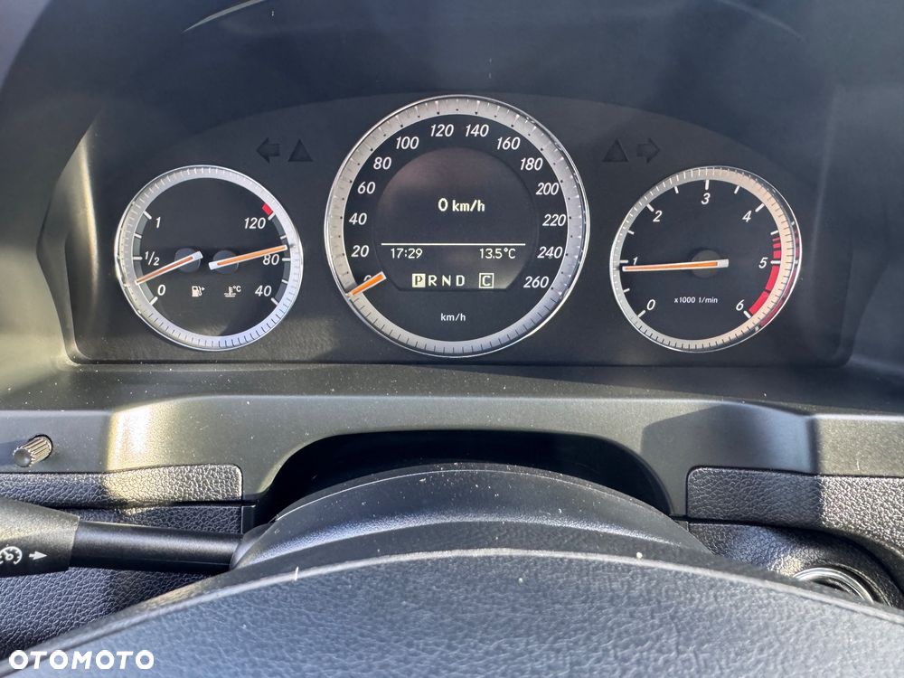 Mercedes-Benz Klasa C 220 CDI DPF Automatik Elegance - 17