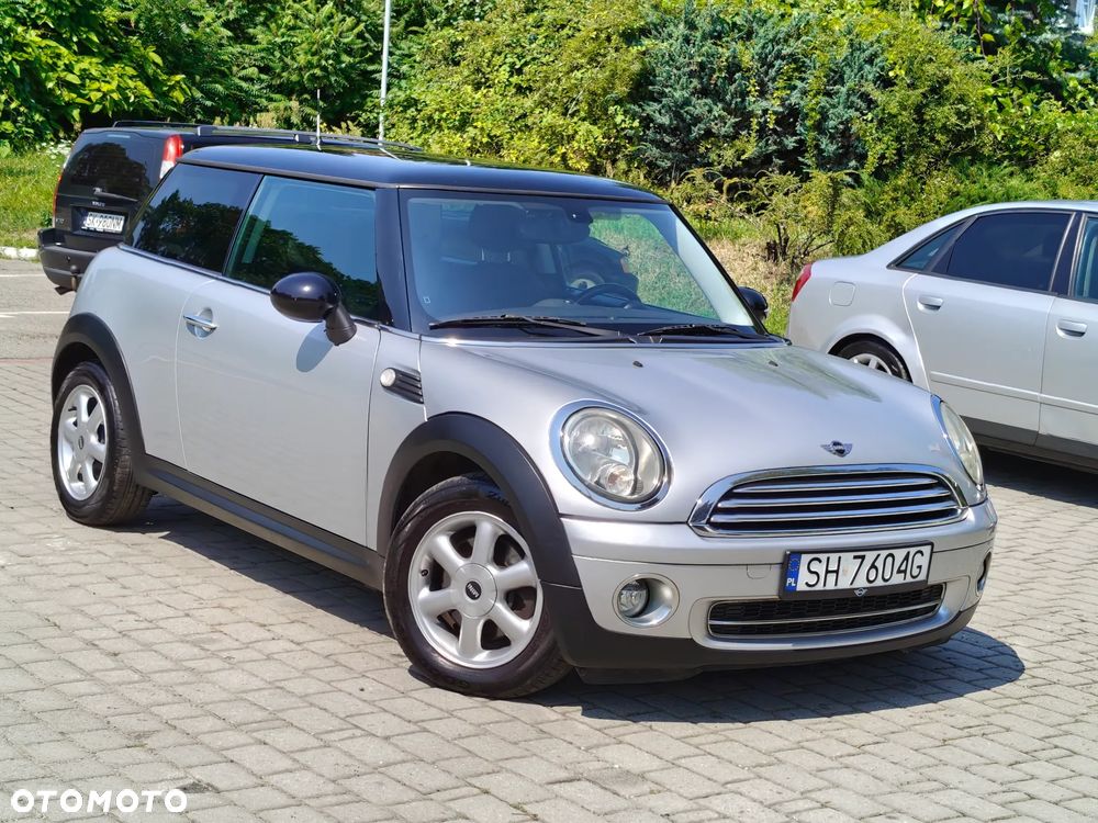 MINI Cooper 50 Mayfair - 1