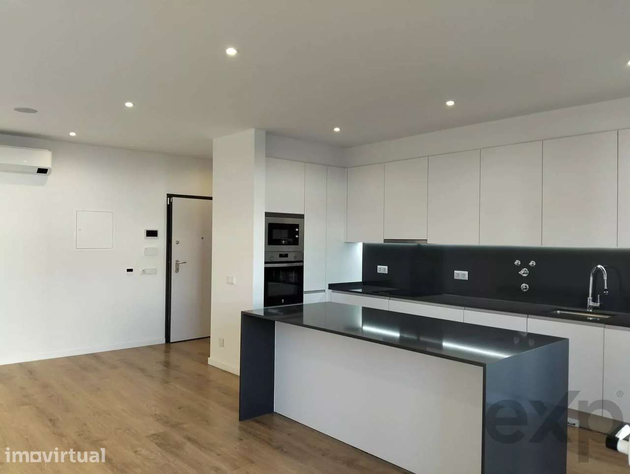 Apartamento T2 Semi-Novo em São Brás de Alportel – Faro – Algarve - Grande imagem: 3/48