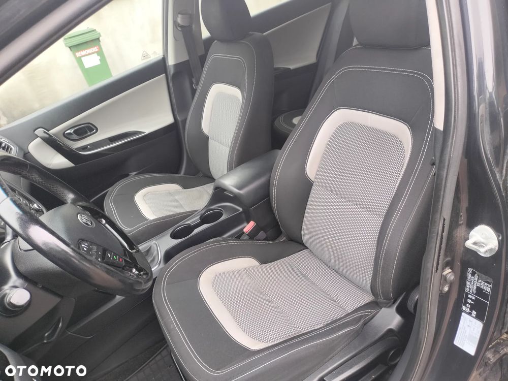 Kia Ceed - 24