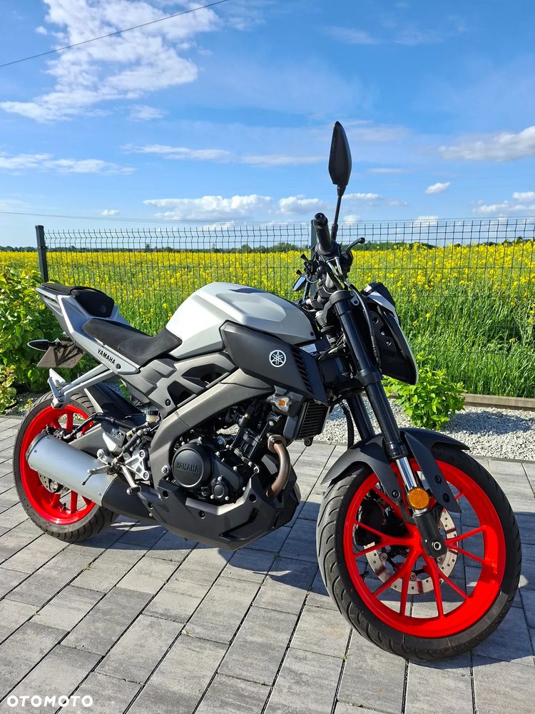 Yamaha MT - 16
