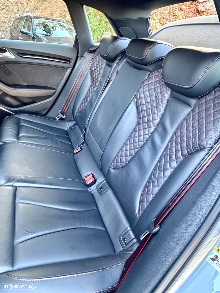 Audi RS3 Sportback S tronic - 17