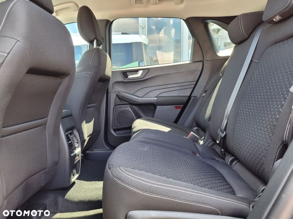 Ford Kuga - 22