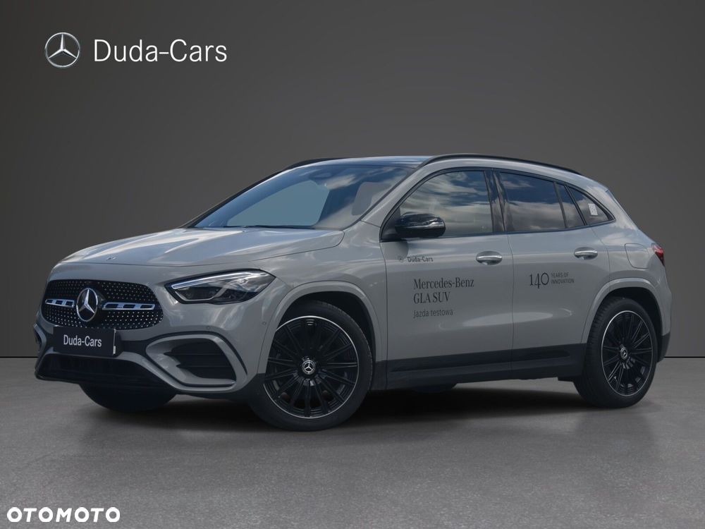 Mercedes-Benz GLA - 7