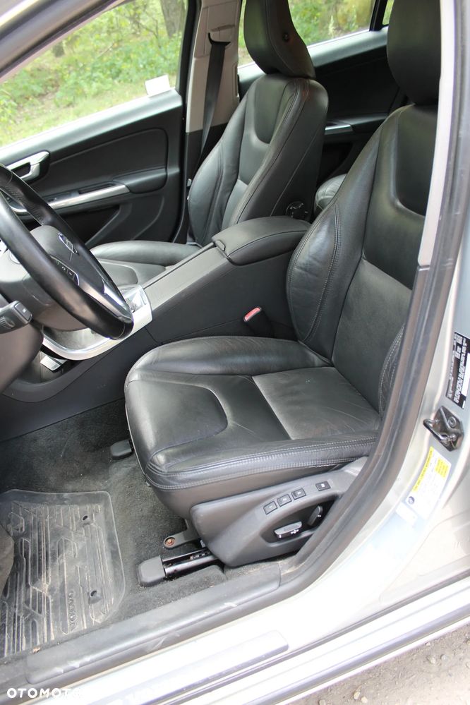 Volvo S60 2.5 T5 AWD - 9