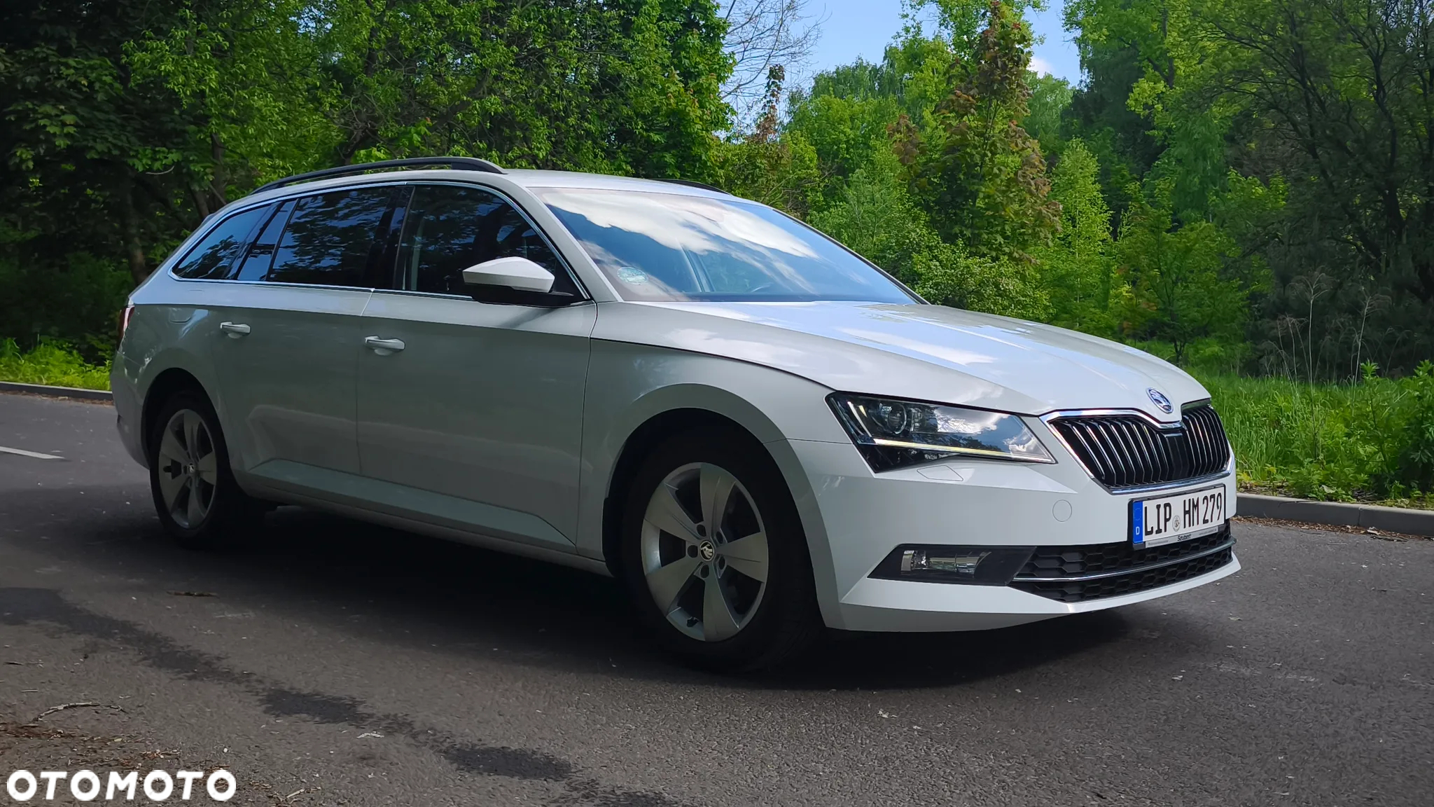 Skoda Superb 2.0 TDI 4x4 DSG Ambition - 3