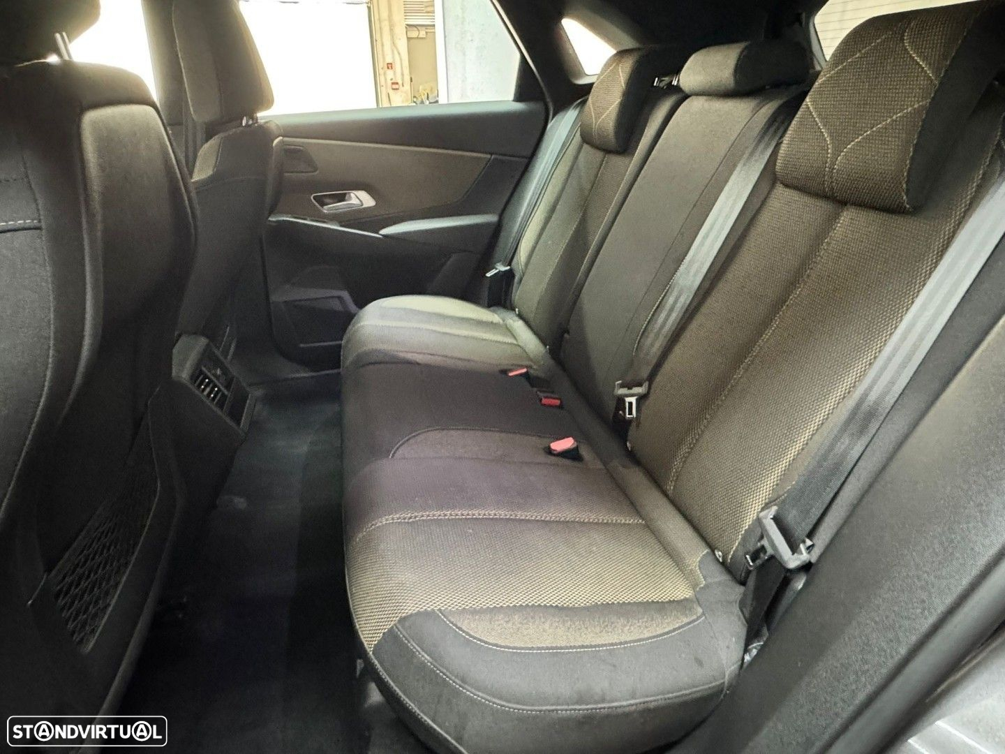 DS DS7 Crossback 1.5 BlueHDi Be Chic EAT8 - 13