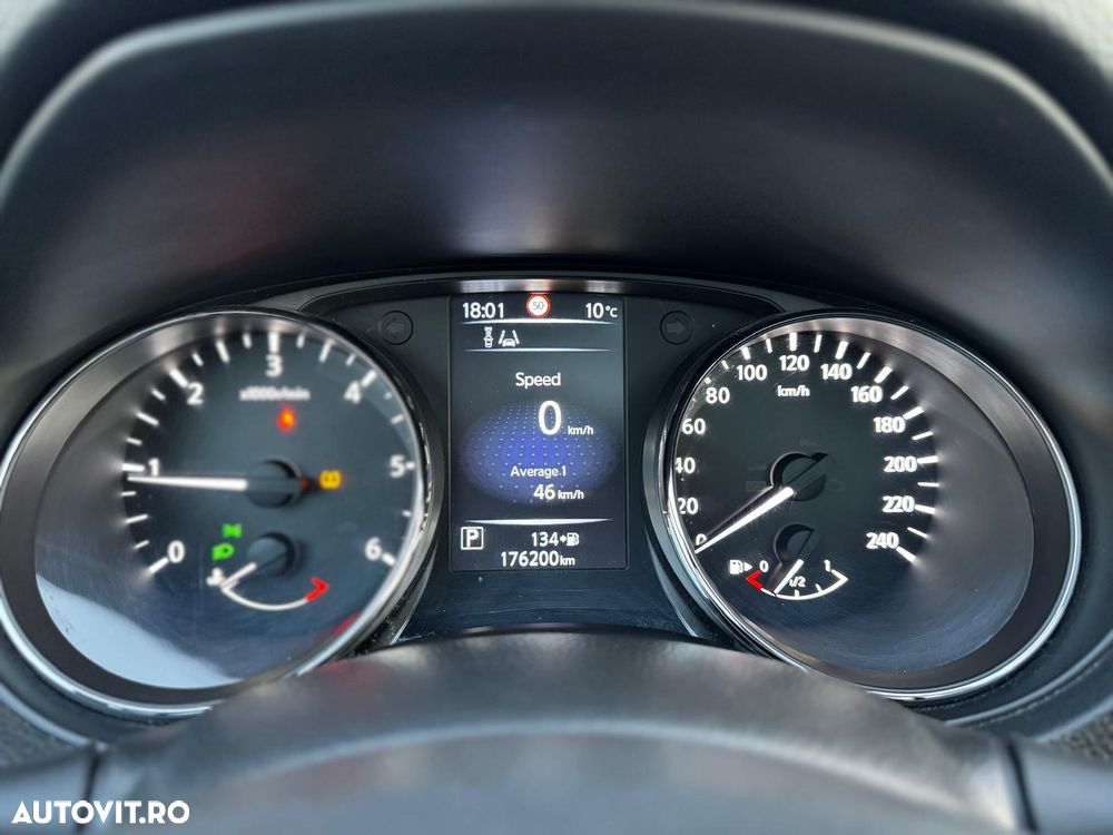 Nissan Qashqai 1.6 DCI Xtronic TEKNA - 7