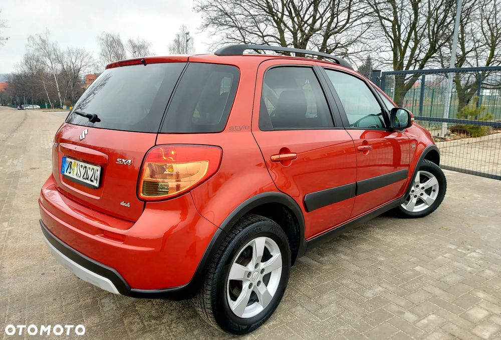 Suzuki SX4 2.0 DDiS 4x4 Style - 10