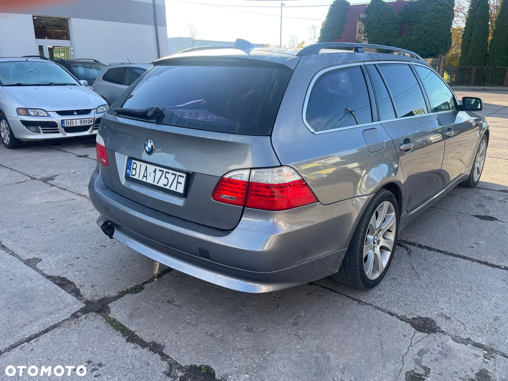 BMW 5 Series 2009 photo 4