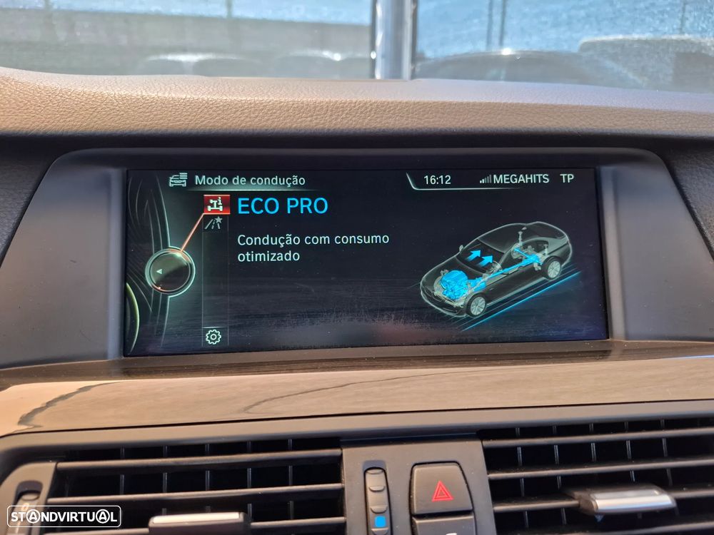 BMW 525 d Line Luxury Auto - 28
