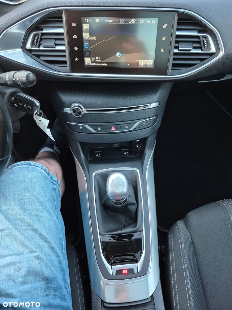 Peugeot 308 1.6 BlueHDi Business Line S&S - 22